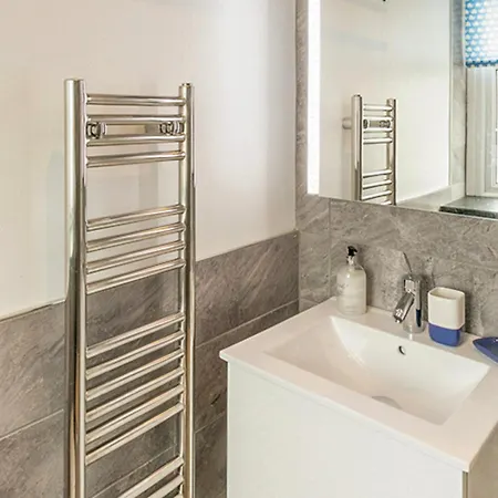 Castle Retreat * 斯基普顿