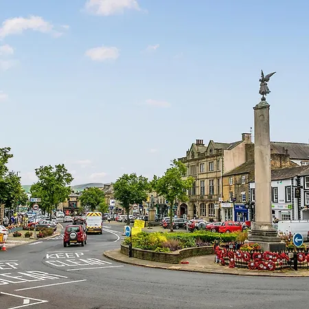 Castle Retreat Semesterbostad